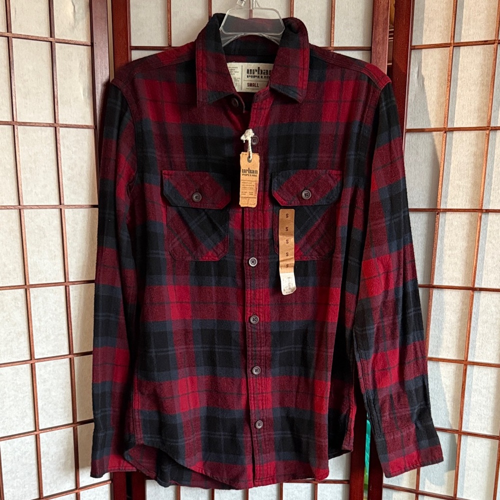 NWT Urban Outfitters Flannel Shirt, size S